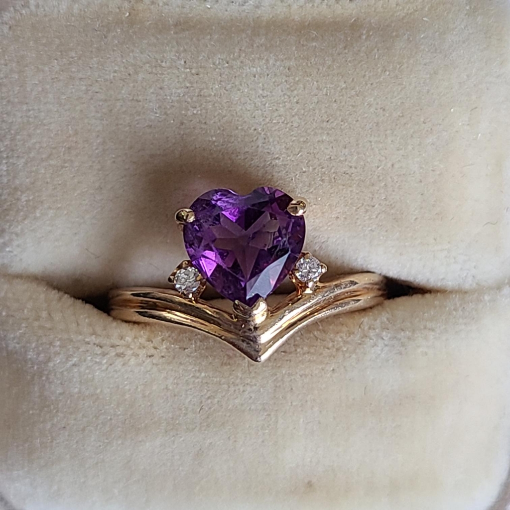 14k Gold Heart Shaped Amethyst And Diamond Ring